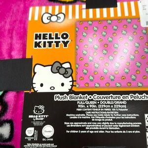 Hello Kitty Frankie Plush Blanket